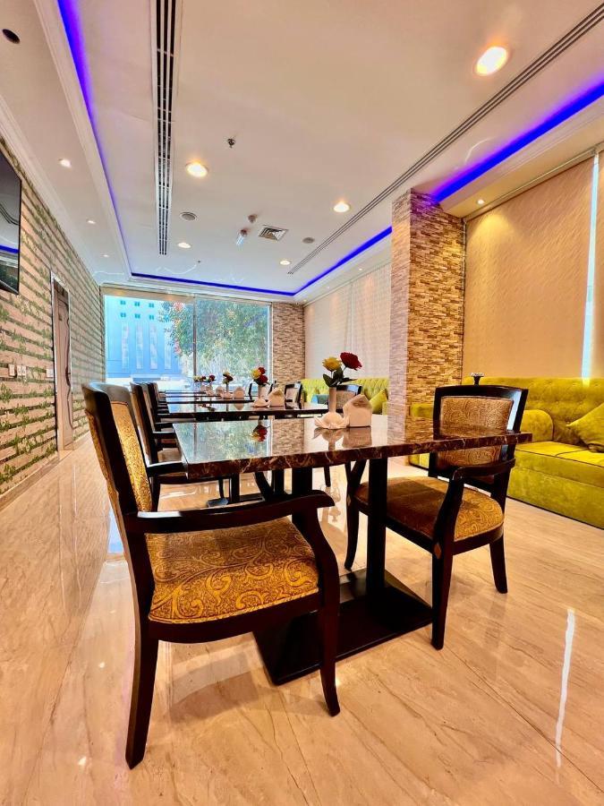 Dream Palace Hotel Аджман Экстерьер фото